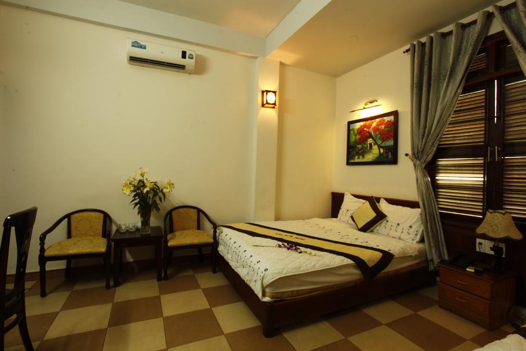 Camry Hotel Danang Exterior photo